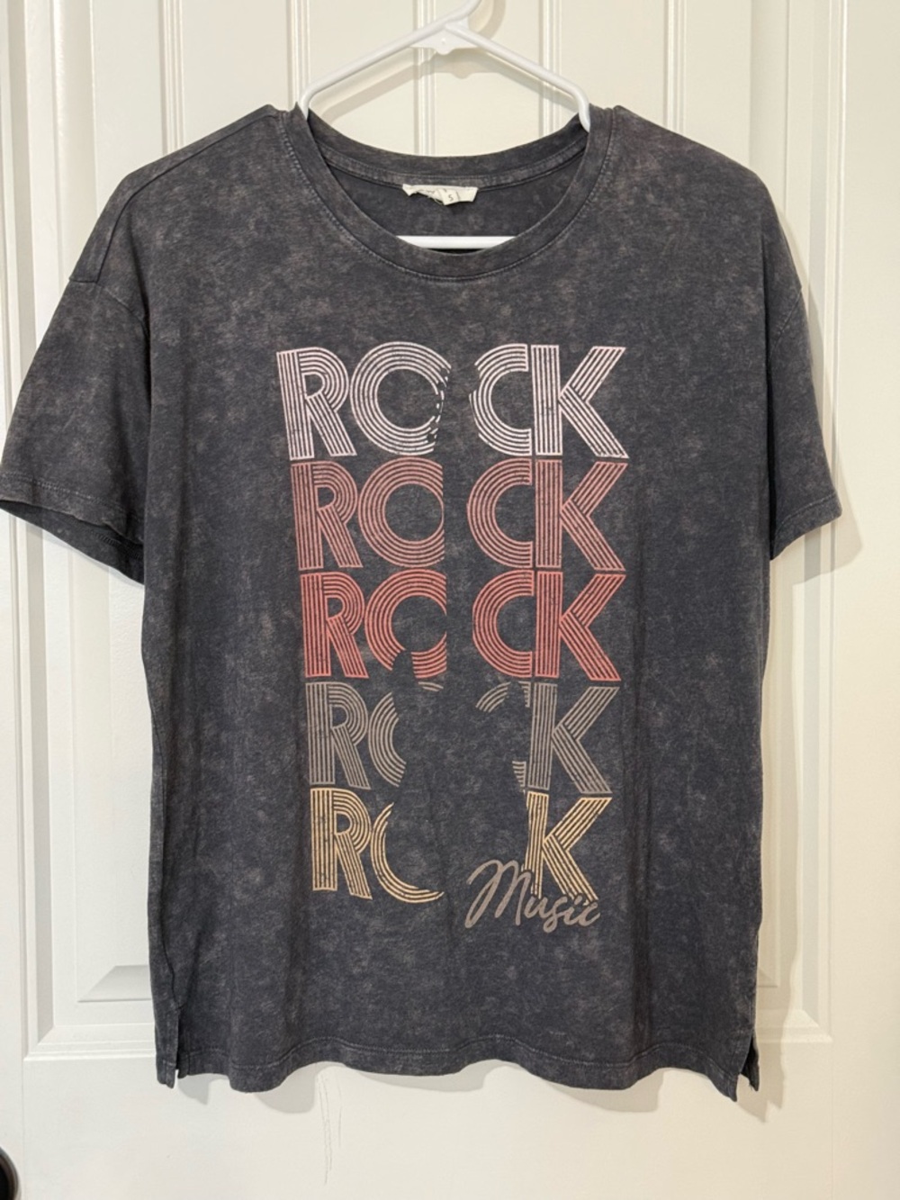 Maurices Charcoal Short Sleeve Graphic Tee with Red and Cream Accents